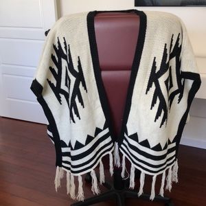 Sweater/ shawl